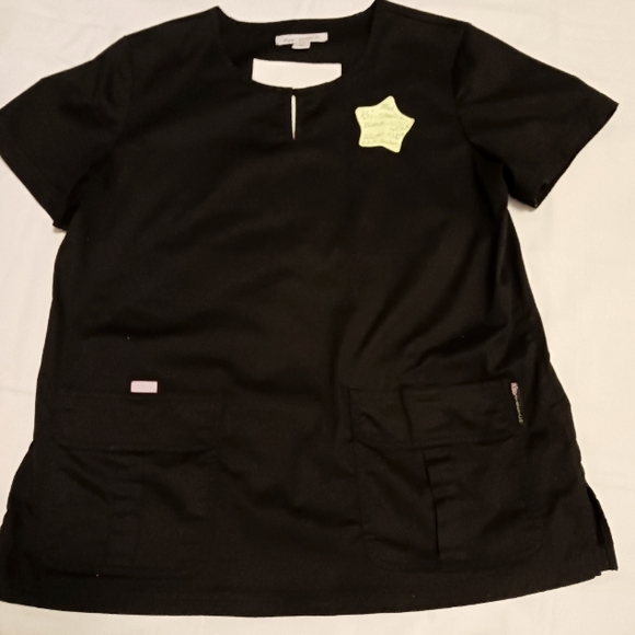 koi scruds short sleeve v-neck 1 button in the V 2 front pockets - Picture 1 of 5